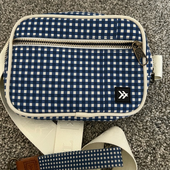 Thread Wallets | Bags | Thread Wallets Belt Bag And Wrist Lanyard ...